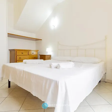 Leopardi Flat Pt - Torre Dell'Orso * Torre dell'Orso